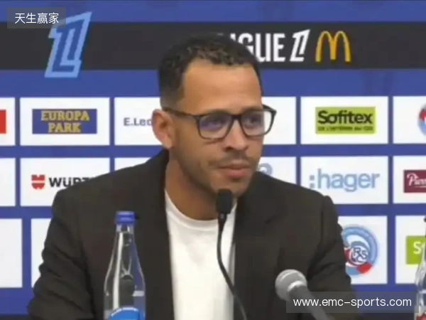 有风度,罗塞尼尔在切尔西首场发布会前与在场所有记者一一握手